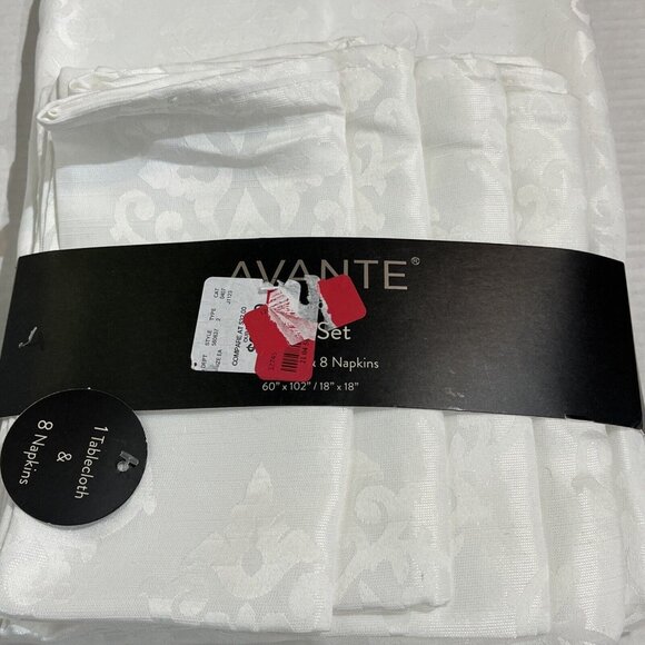 Avante Tablecloth Napkin White Scroll Embossed 60x102 8 Napkins Formal Dining - Picture 6 of 7
